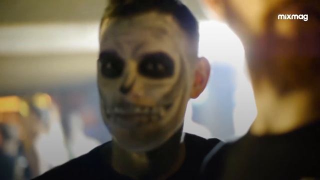 BRADLEY GUNN RAVER: Love Life and Rave | Mixmag Originals смотреть онлайн