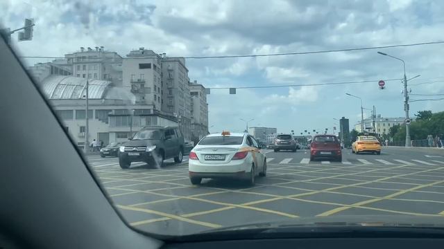 В БОЛЬНИЦУ К ЛЮБИМЫМ | ДОРОГА ЧЕРЕЗ ЦЕНТР МОСКВЫ | ДОНСКОЙ МОНАСТЫРЬ | ПРЕДКИ | VLOG смотреть онлайн