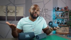JBL Charge 5 vs TWO JBL Flip 6 | New Stuff TV