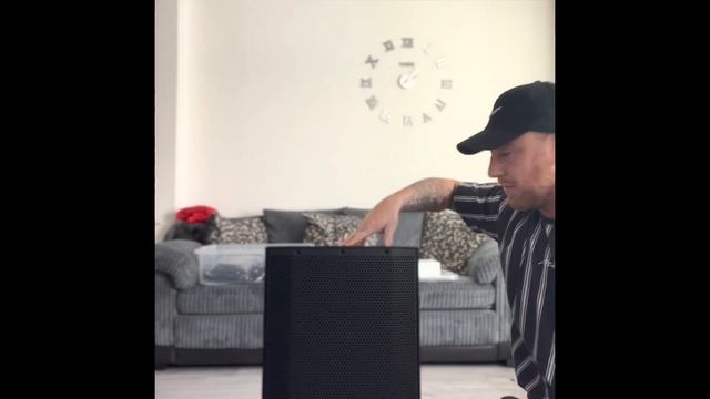Mackie Thump 12A UNBOXING ? смотреть онлайн