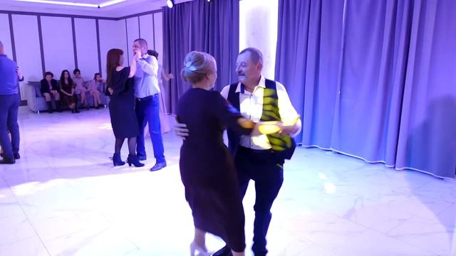 ЧОТИРИ ВОЛИ ПАСУ Я - ВЕСІЛЬНА ПОЛЬКА. МУЗИЧНИЙ ГУРТ SILVER BAND 2020. @narodni_pisni смотреть онлайн