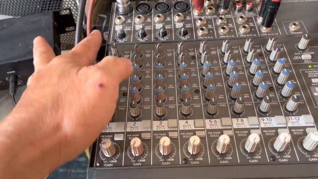 Effects rời peavey deltafex Mỹ xịn ghép mixer mackie 1202vlzpro Mỹ đúng là cặp đôi hoàn hảo смотреть онлайн