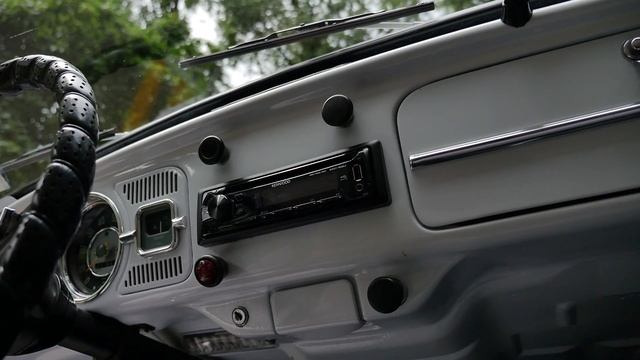 1967 Volkswagen Beetle || SOLD смотреть онлайн