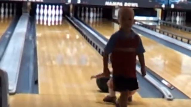 Bowling babies смотреть онлайн