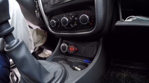 Вольтметр в прикуриватель с Китая   удачный