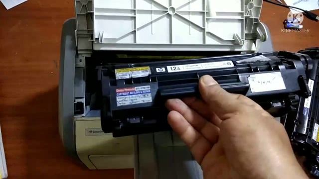 How to Replace Cartridge on an HP Laser Jet Printer смотреть онлайн