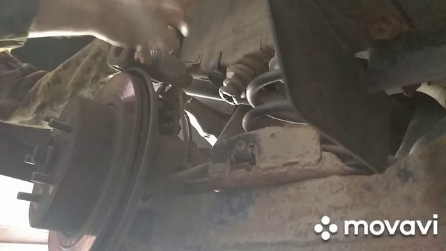 Замена задних тормозных колодок/Ниссан х-трейл т-31 смотреть онлайн