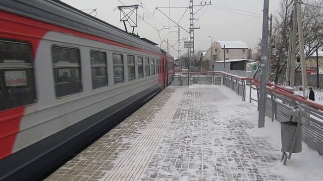 Электропоезд ЭР2Т-7134 платформа Ромашково смотреть онлайн