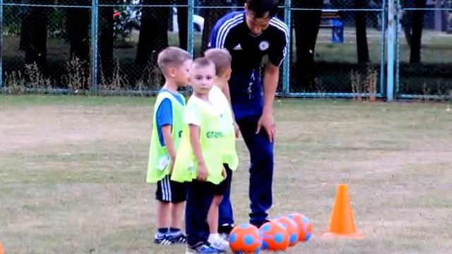 KIDS FOOTBALL. Набережные Челны. Малыши. Футбол 2016 смотреть онлайн