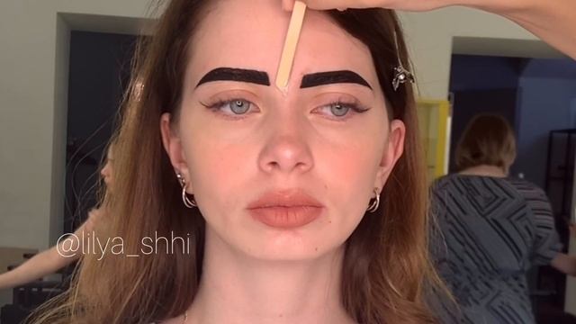 Окрашивание бровей хной Brow Henna | как сделать четкую нижнюю линию? смотреть онлайн