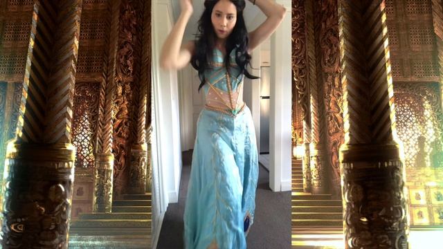 Getting Dressed as Princess Jasmine || Aladdin 2019 Live Action Costume смотреть онлайн