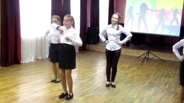 Поздравление с 8 марта смотреть онлайн