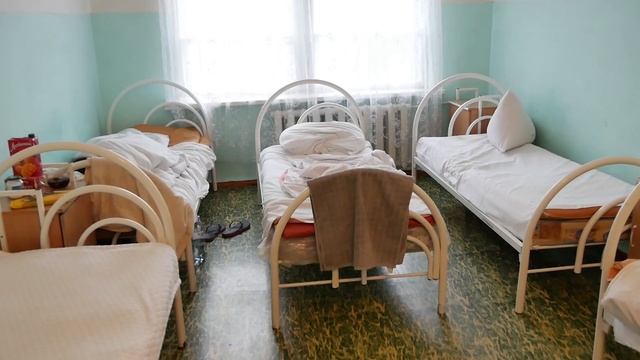 В отделении гинекологии Кореновской ЦРБ необходим ремонт. смотреть онлайн