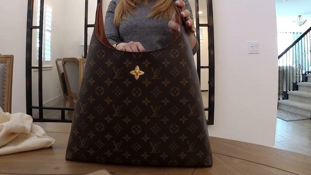 LOUIS VUITTON FLOWER HOBO BAG REVIEW #louisvuitton #levoutique