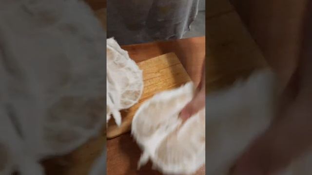 Купили Помело. Что это такое и как его употреблять ? смотреть онлайн