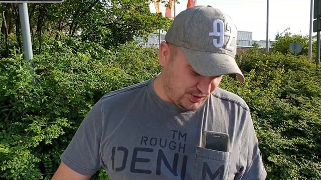 АУКЦИОН ПОТЕРЯННЫХ БАГАЖЕЙ - КУПИЛИ ЧЕМОДАНЫ НА 1000€ В ГЕРМАНИИ смотреть онлайн