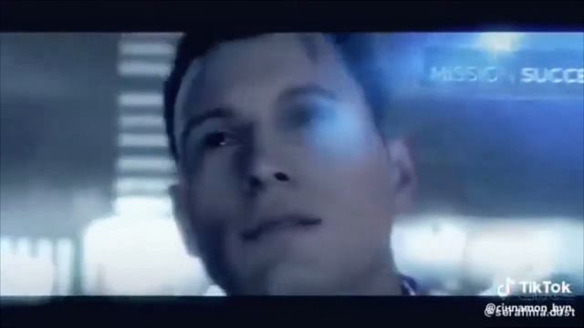 Detroit__эдиты, vine, Konnor_Коннор///RK800(булочка с корицей) смотреть онлайн