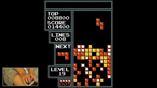 Clearing 19-5 (B-Type) on NES Tetris смотреть онлайн
