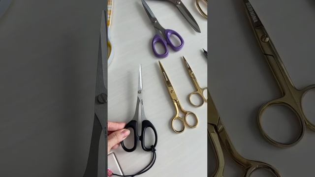 Ножницы для пэчворка. Сколько ножниц должно быть у лоскутницы смотреть онлайн