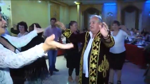 🎤Имануэль Данияров и Альберт Бузов🎤-🎧Попури🎧-Emanuel Daniyarov-Popuri. смотреть онлайн