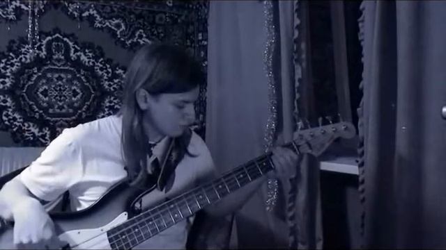 Billy Talent - Fallen Leaves bass cover by oper_89 смотреть онлайн