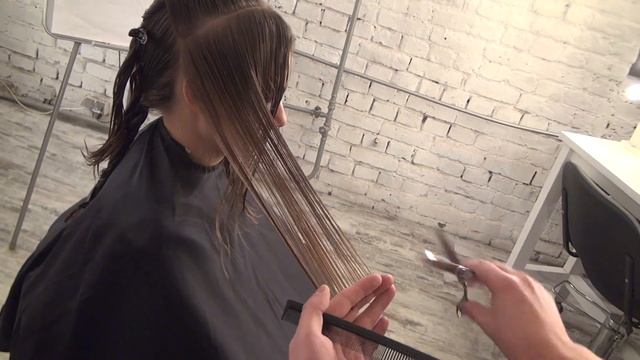 Как ПРАВИЛЬНО подстричь лесенку у лица. Стрижка лесенка. Курсы парикмахеров.