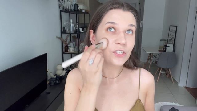 Nowy korektor Dior Backstage, porównanie podkładów Shiseido i wykańczanie mieszkania ❤️ смотреть онлайн