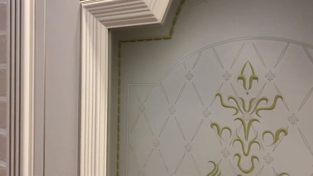 Межкомнатная дверь Каролина Слоновая кость ПО патина шампань смотреть онлайн