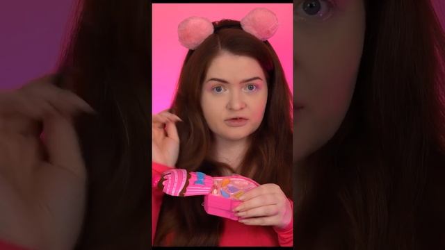 Крашу глаза и губы ДЕТСКОЙ косметикой смотреть онлайн