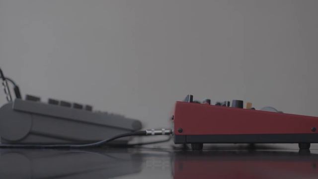 Nord Wave + Portastudio 424 + Eventide H9 смотреть онлайн