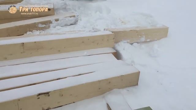 Профилированный брус, осмотр материала (2/11). Строительство деревянного дома в ТРИ ТОПОРА ПЕРМЬ смотреть онлайн