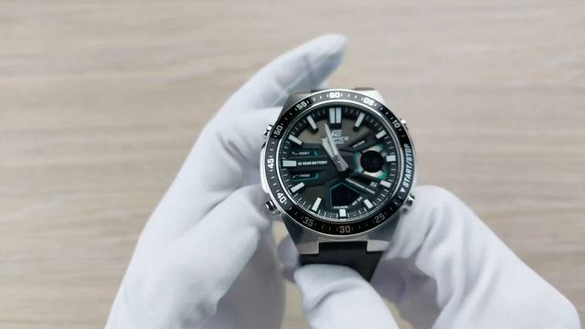 Динамика, драйв и записная книжка / Casio Edifice EFV-C110L-1A