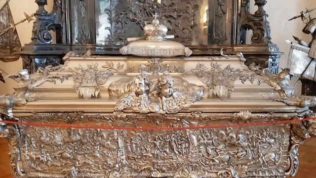 Рака Александра Невского — гробница защитника Отечества смотреть онлайн