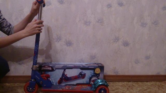 Самокат Disney Marvel Spider Man ОБЗОР - Review of the baby scooter Disney Marvel Spider Man смотреть онлайн