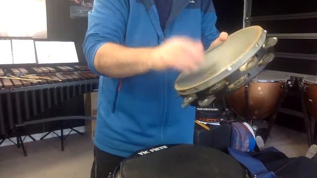 Crazy Lazy - Tambourine Solo смотреть онлайн