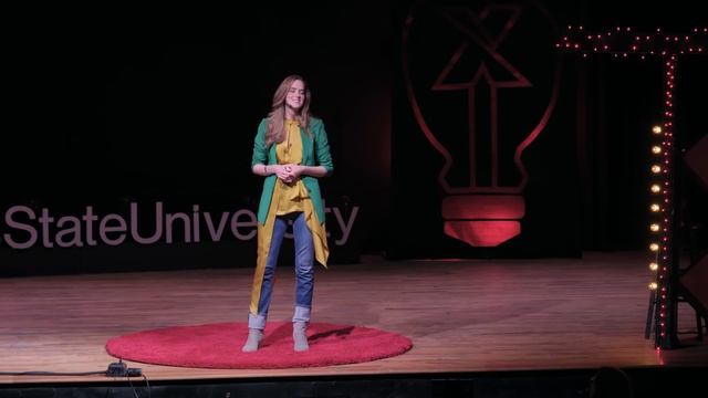 How Clothes Impact Your Life: Re-examining Fashion | Jennifer Millspaugh | TEDxTexasStateUniversity смотреть онлайн