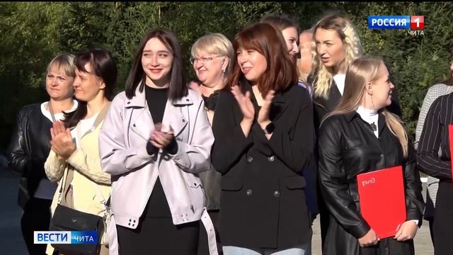 Навстречу новому: как прошел День знаний у будущих железнодорожников смотреть онлайн