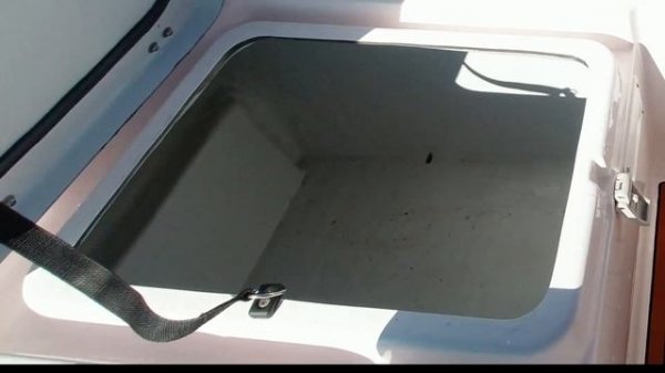 Обзор катера Бриз-23