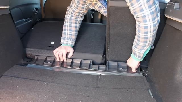 Dacia Logan MCV 2 "Kofferraumkeil" ausbauen смотреть онлайн