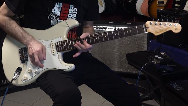 Fender Custom Shop Jeff Beck Signature Stratocaster смотреть онлайн
