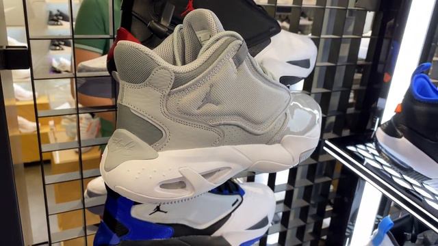 Jordan Max Aura 4 “Wolf Grey” - SKU: DN3687-005 смотреть онлайн