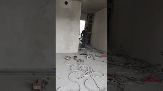 Работа кипит , Электромонтаж, Ремонт под ключ ?, Электрика , Электромонтаж и многое другое смотреть онлайн