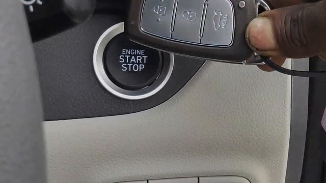 Push Start Stop Button in Car || How Start Car || Remote Battery Low || car Push Button not Working смотреть онлайн