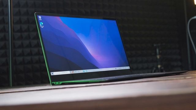 В ноутбук засунули snapdragon? Новый конкурент с MacBook Air M1 - Обзор на Samsung Galaxy смотреть онлайн