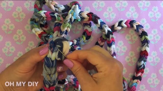 Сonvert old socks into useful doormat CREATIVE IDEA FOR OLD SOCKS смотреть онлайн