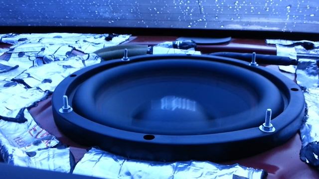 Challenger Opus SD-250 FA сабвуфер 200 ватт