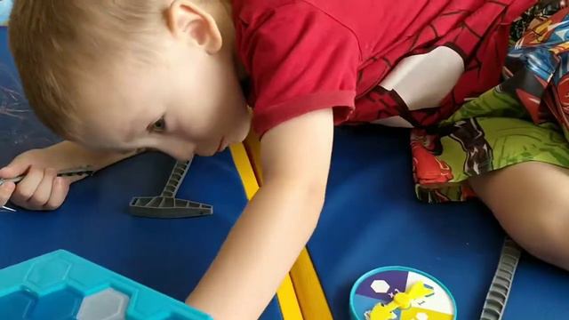 Челлендж пингвин на льдине. Распаковка пингвин на льдине. Играем смотреть онлайн