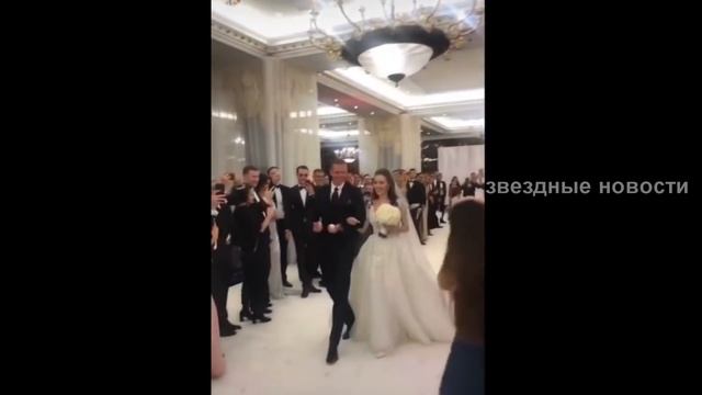 Басков и Лопырева ведут свадьбу Тарасова и Костенко смотреть онлайн