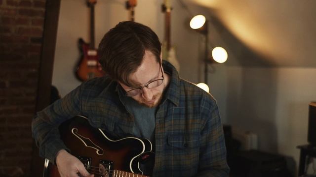 20230309 - Guitar Sketch // Walrus Julia, Slötva, R1, D1, ACS1, Matthews Broker смотреть онлайн