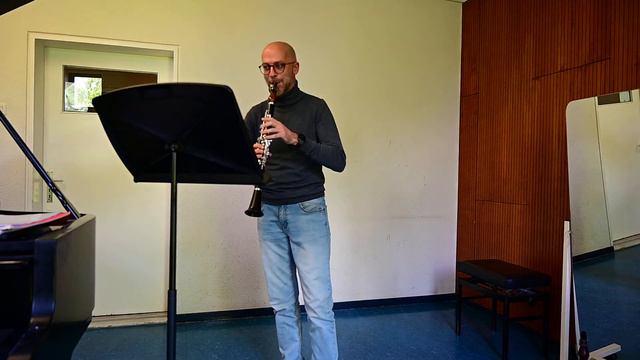 F. Poulenc Sonata for Clarinet and Piano mvt 3 смотреть онлайн